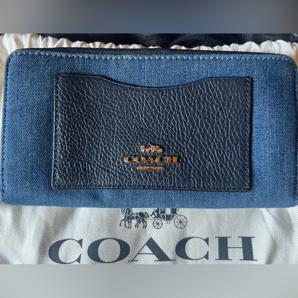 🌟New! Coach Denim Accordion Wallet - Picture 1 of 4